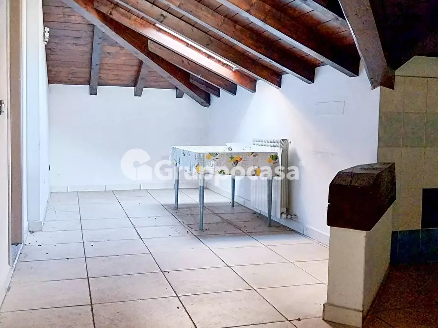 Immagine 30 di Villa in vendita  in Via Brodolini 8 a Magenta