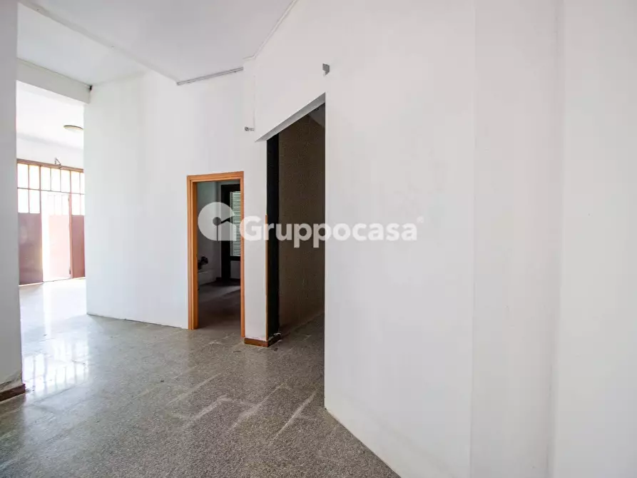 Immagine 24 di Villa in vendita  in Via Brodolini 8 a Magenta