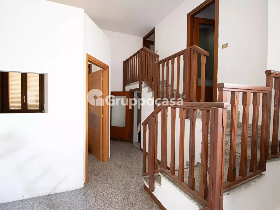 Immagine 21 di Villa in vendita  in Via Brodolini 8 a Magenta