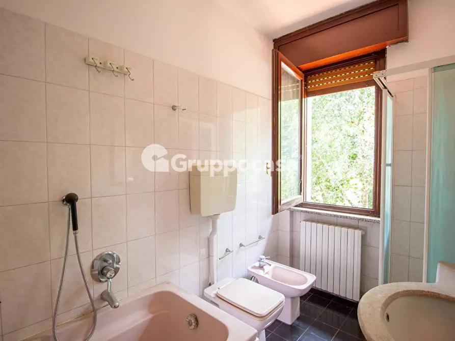 Immagine 19 di Villa in vendita  in Via Brodolini 8 a Magenta