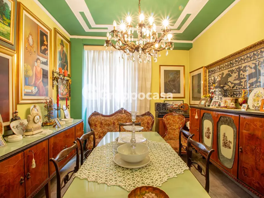 Immagine 6 di Palazzo in vendita  in Piazza San Martino 28 a Bernate Ticino