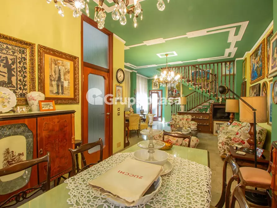 Immagine 8 di Palazzo in vendita  in Piazza San Martino 28 a Bernate Ticino