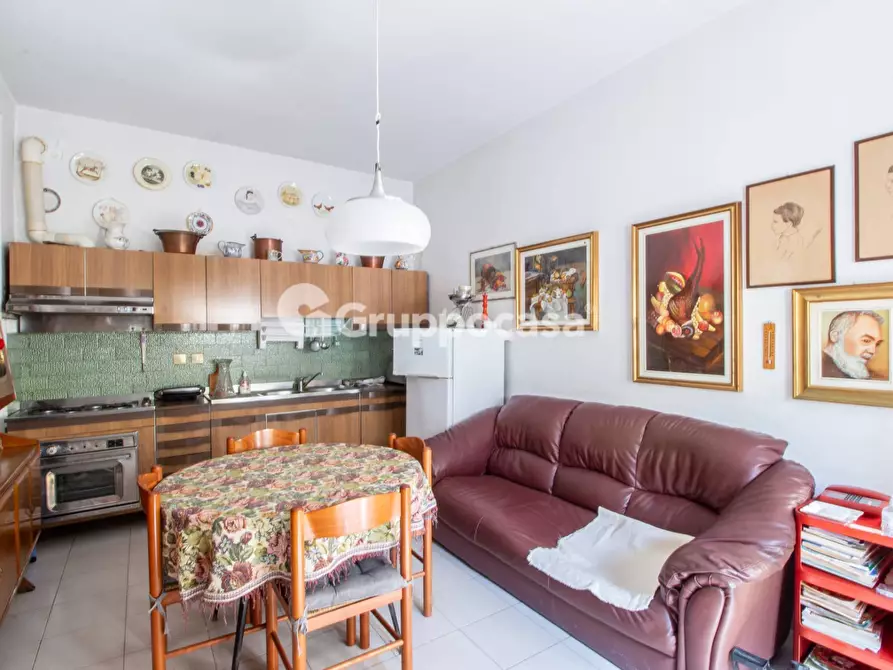 Immagine 14 di Palazzo in vendita  in Piazza San Martino 28 a Bernate Ticino