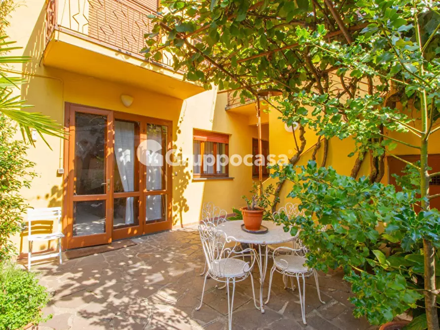 Immagine 25 di Palazzo in vendita  in Piazza San Martino 28 a Bernate Ticino