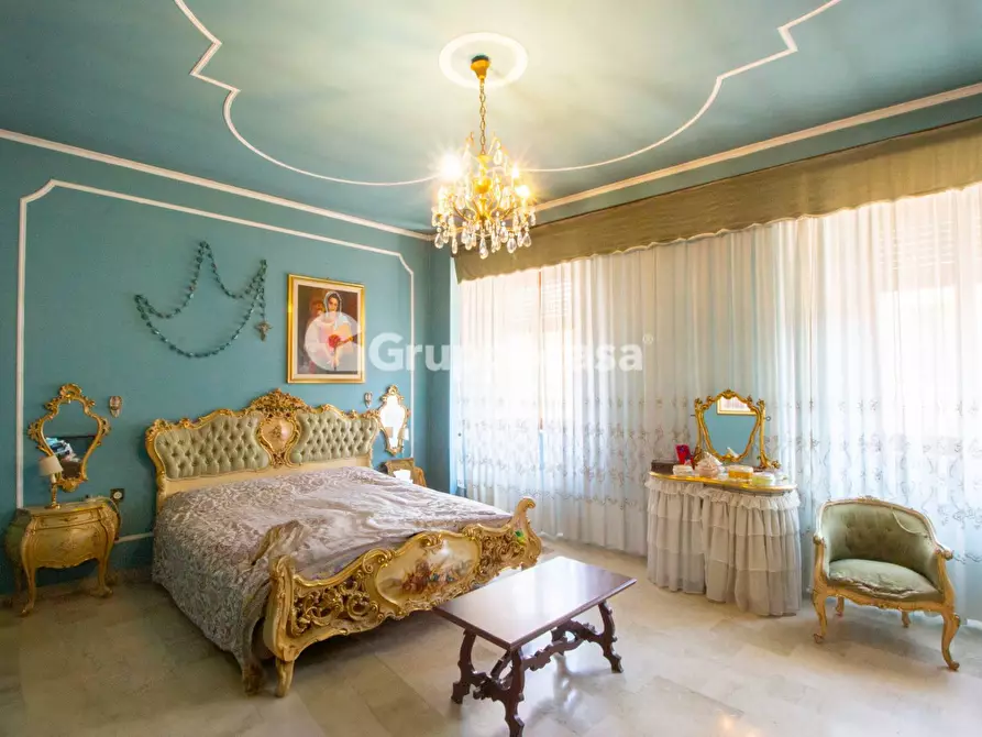 Immagine 15 di Palazzo in vendita  in Piazza San Martino 28 a Bernate Ticino