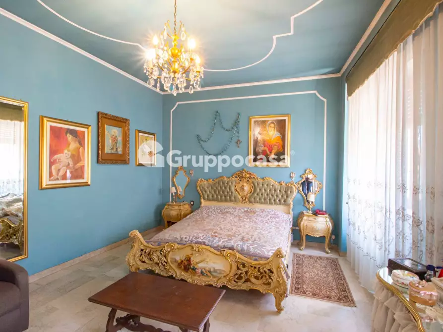 Immagine 17 di Palazzo in vendita  in Piazza San Martino 28 a Bernate Ticino