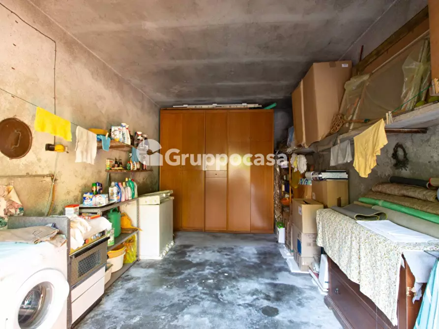 Immagine 31 di Palazzo in vendita  in Piazza San Martino 28 a Bernate Ticino