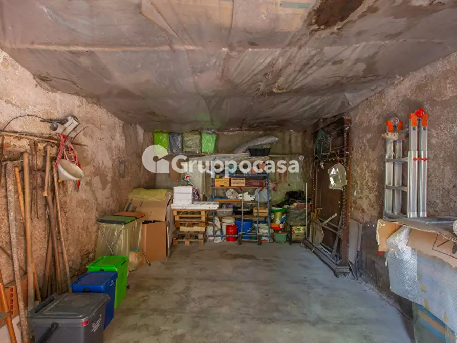 Immagine 33 di Palazzo in vendita  in Piazza San Martino 28 a Bernate Ticino