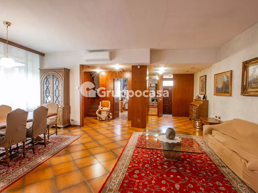 Immagine 2 di Casa indipendente in vendita  in Via G. Marconi 27 a Magenta