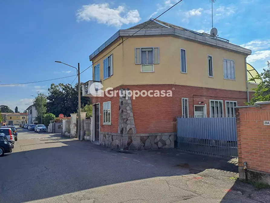 Immagine 40 di Casa indipendente in vendita  in Via G. Marconi 27 a Magenta