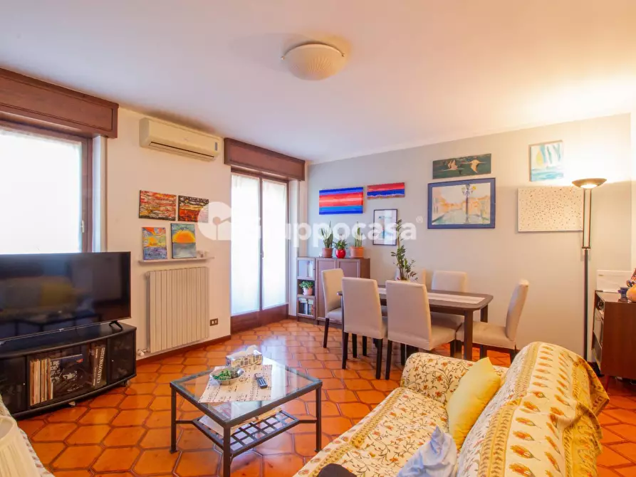 Immagine 5 di Appartamento in vendita  in Via Nenni 2 a Magenta