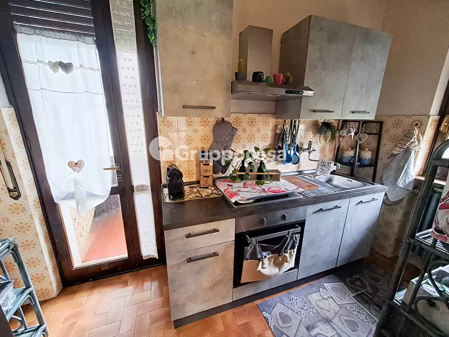 Immagine 8 di Villa in vendita  in Via 2 Giugno 6 a Bernate Ticino