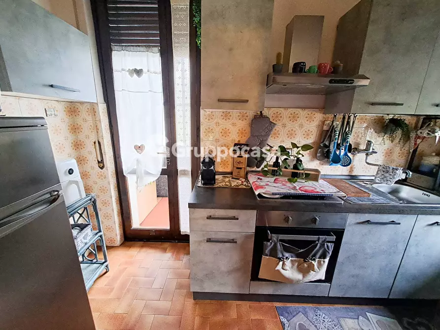 Immagine 9 di Villa in vendita  in Via 2 Giugno 6 a Bernate Ticino