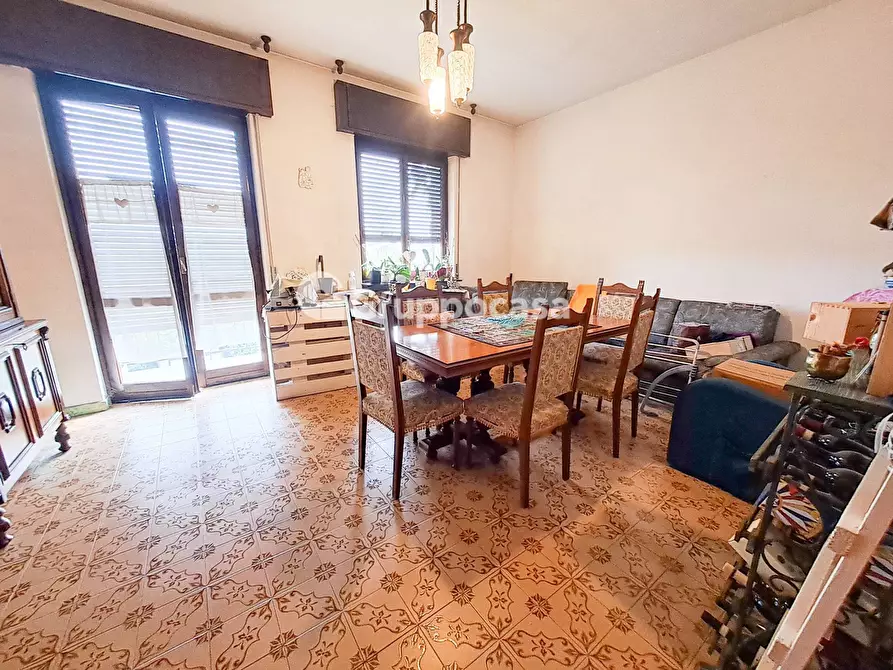 Immagine 19 di Villa in vendita  in Via 2 Giugno 6 a Bernate Ticino