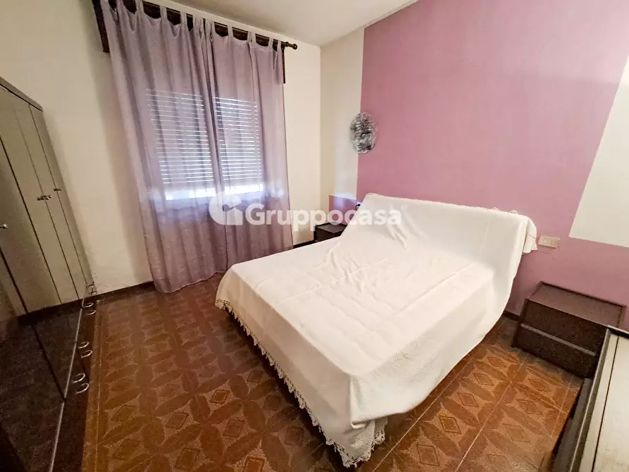 Immagine 40 di Villa in vendita  in Via 2 Giugno 6 a Bernate Ticino