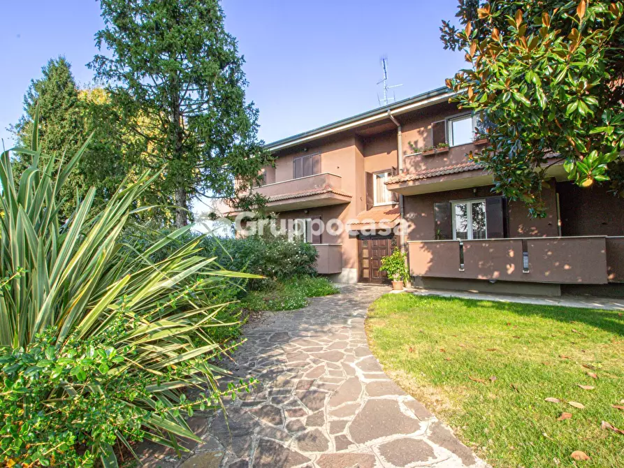 Immagine 2 di Appartamento in vendita  in Via De Gasperi 1 a Bernate Ticino