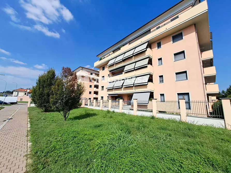 Immagine 33 di Appartamento in vendita  in via F.lli Sanchioli 11 a Magenta