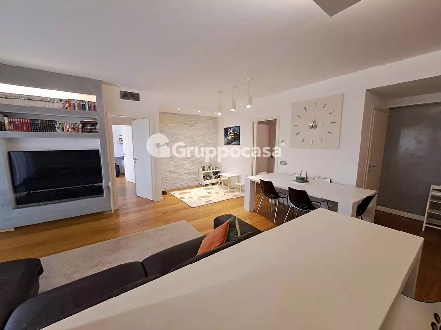 Immagine 4 di Appartamento in vendita  in via F.lli Sanchioli 11 a Magenta