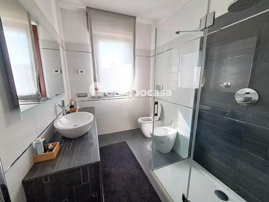 Immagine 24 di Appartamento in vendita  in via F.lli Sanchioli 11 a Magenta