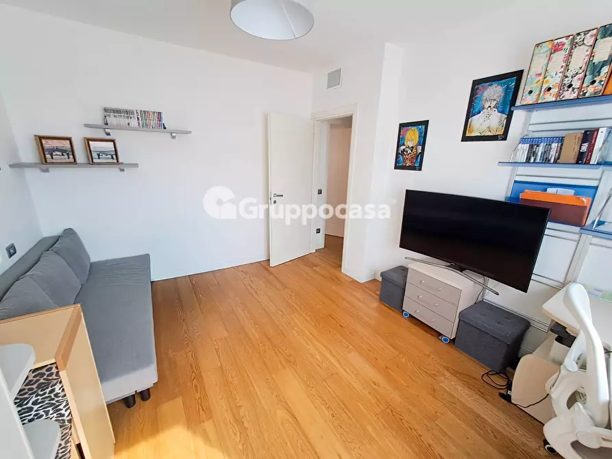 Immagine 19 di Appartamento in vendita  in via F.lli Sanchioli 11 a Magenta