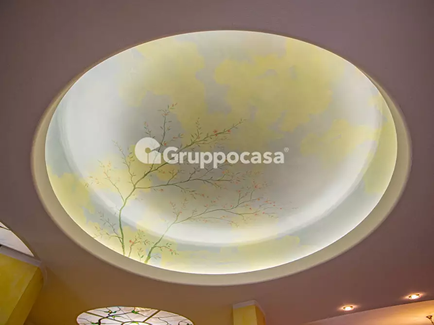 Immagine 8 di Villa in vendita  in Via Don Oldrati 42 a Bernate Ticino