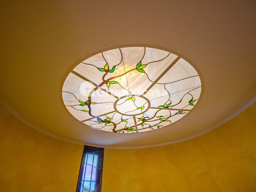 Immagine 15 di Villa in vendita  in Via Don Oldrati 42 a Bernate Ticino