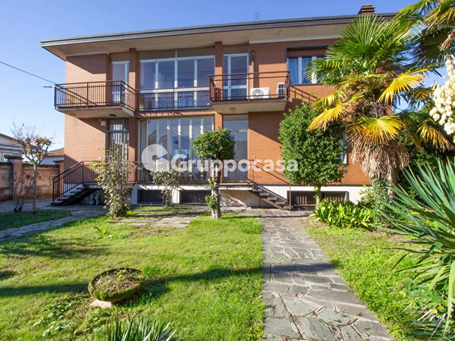 Immagine 55 di Villa in vendita  in Via L. Manara 12 a Magenta