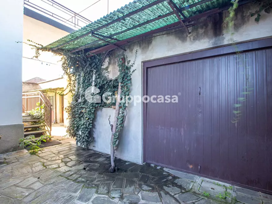 Immagine 53 di Villa in vendita  in Via L. Manara 12 a Magenta