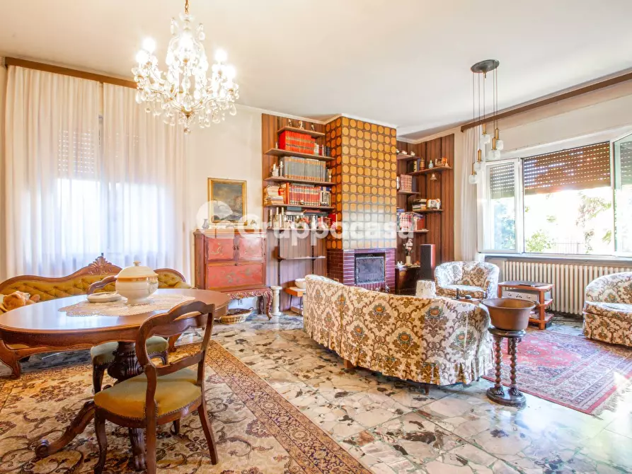 Immagine 7 di Villa in vendita  in Via L. Manara 12 a Magenta