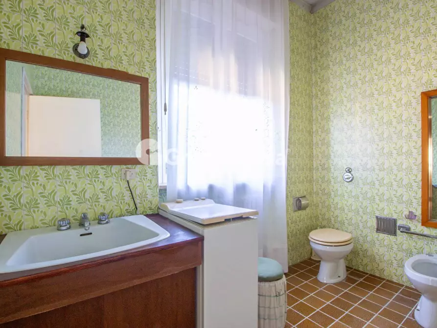 Immagine 15 di Villa in vendita  in Via L. Manara 12 a Magenta