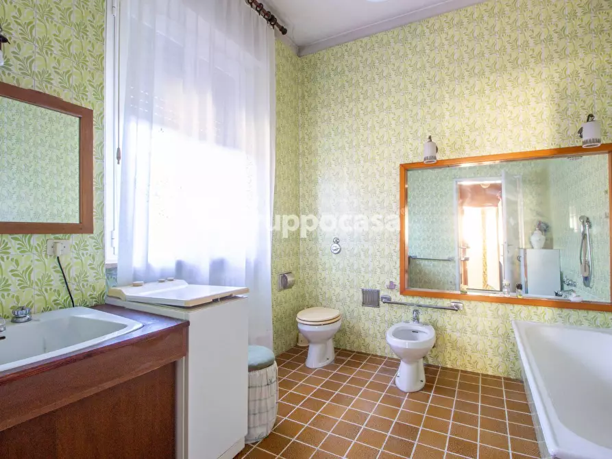 Immagine 16 di Villa in vendita  in Via L. Manara 12 a Magenta