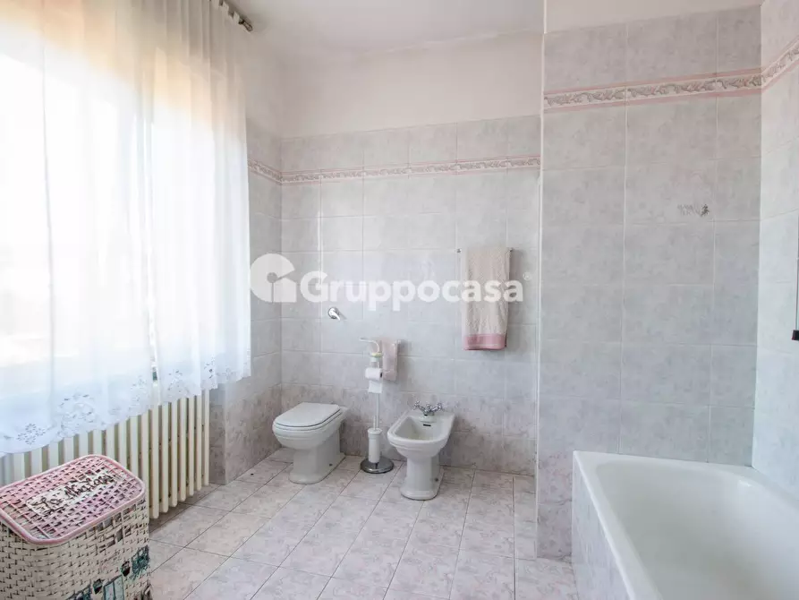 Immagine 47 di Villa in vendita  in Via L. Manara 12 a Magenta