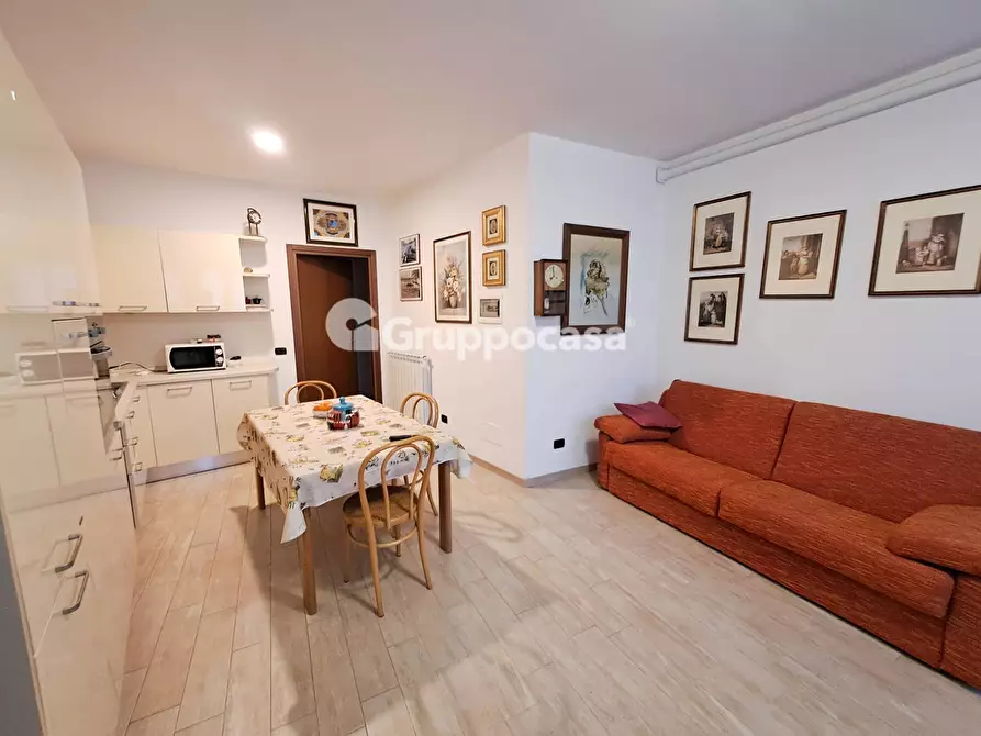 Immagine 5 di Appartamento in vendita  in Via Marcora 6 a Inveruno