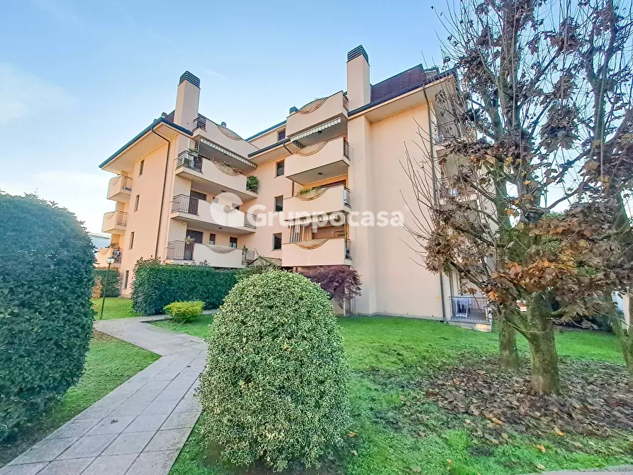 Immagine 11 di Appartamento in vendita  in Strada Padana Est 11/B a Magenta