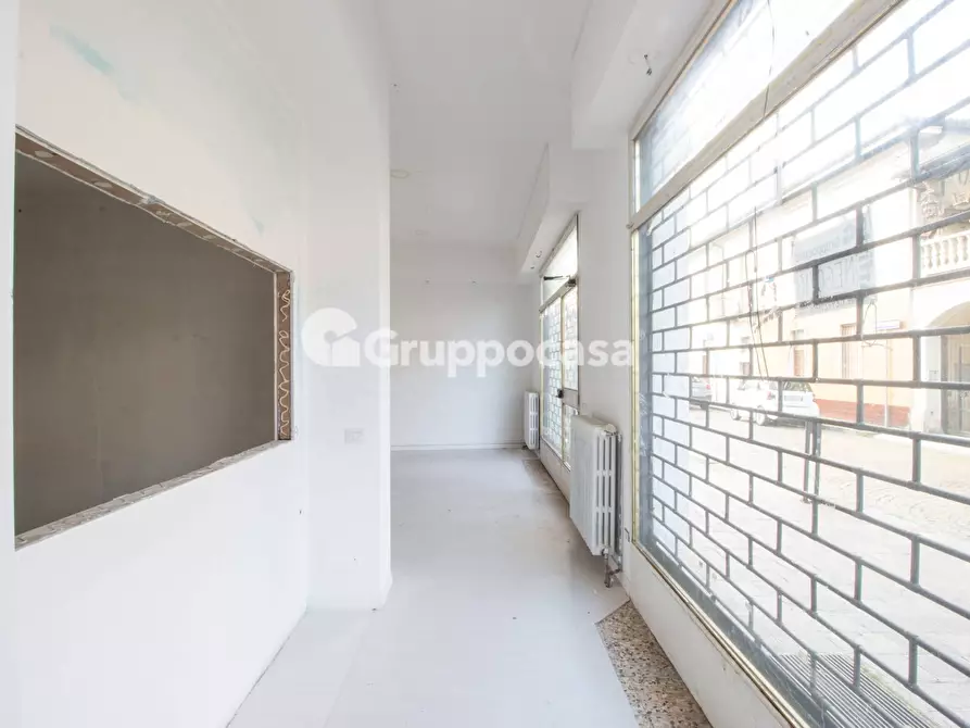 Immagine 4 di Locale commerciale in affitto  in Via Magenta 27 a Abbiategrasso