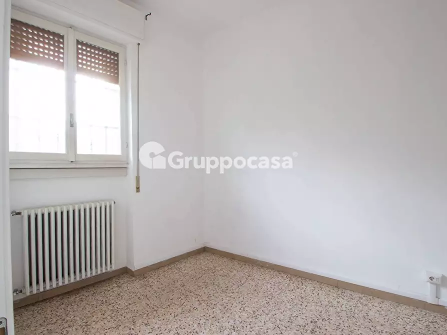 Immagine 5 di Locale commerciale in affitto  in Via Magenta 27 a Abbiategrasso