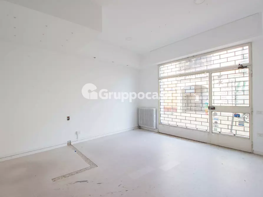 Immagine 7 di Locale commerciale in affitto  in Via Magenta 27 a Abbiategrasso