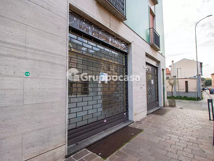 Immagine 14 di Locale commerciale in affitto  in Via Magenta 27 a Abbiategrasso