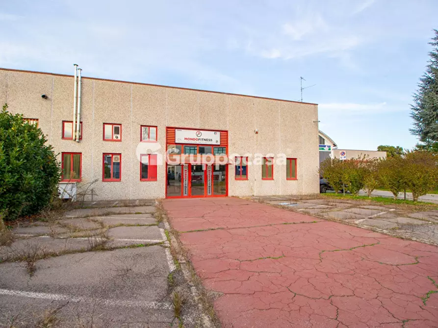 Immagine 2 di Capannone industriale in vendita  in Via Fleming 20 a Bernate Ticino
