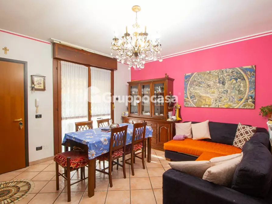 Immagine 6 di Appartamento in vendita  in Strada Per Magenta 20/A a Robecco Sul Naviglio