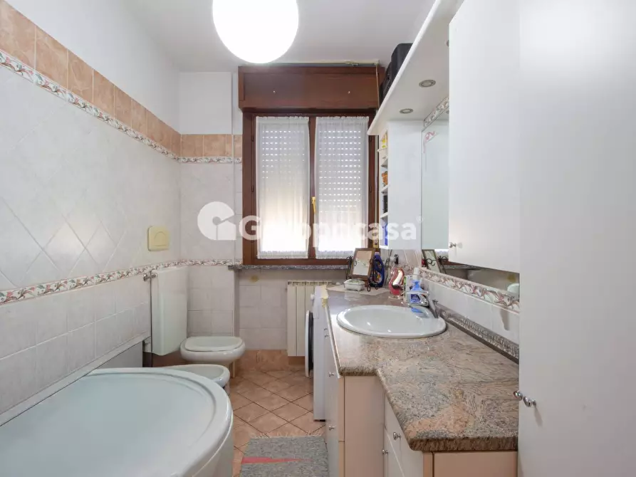 Immagine 14 di Appartamento in vendita  in Strada Per Magenta 20/A a Robecco Sul Naviglio