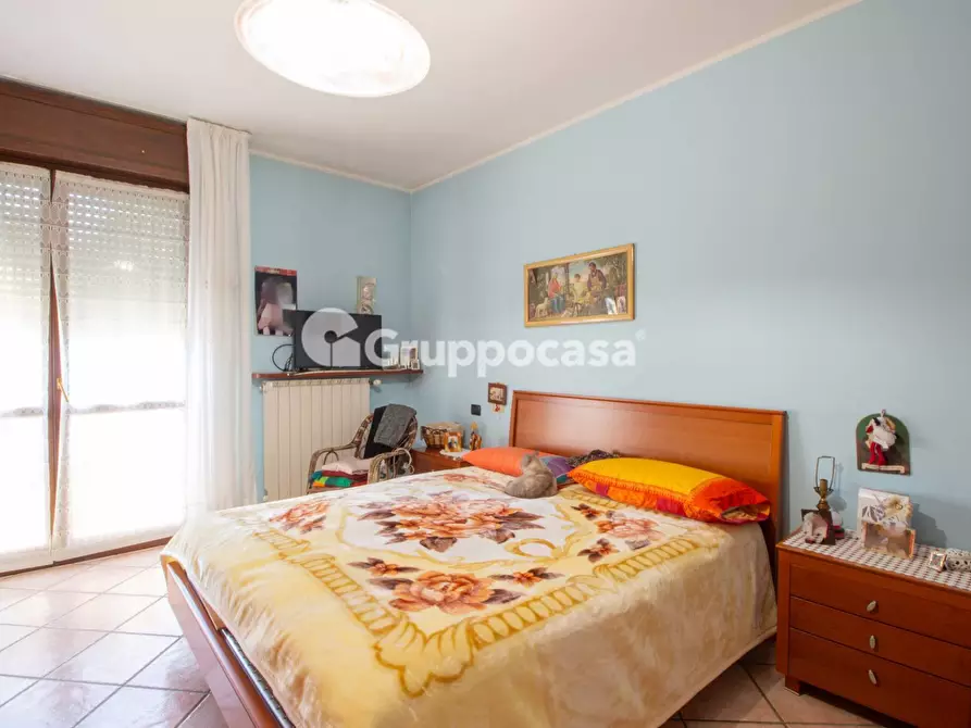 Immagine 11 di Appartamento in vendita  in Strada Per Magenta 20/A a Robecco Sul Naviglio