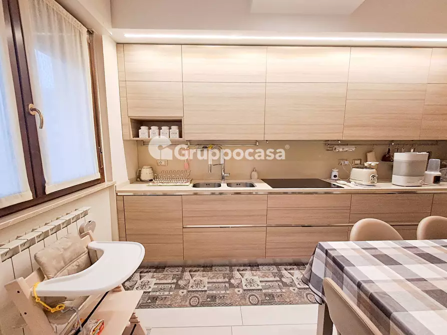 Immagine 10 di Appartamento in vendita  in Via Pasubio 7 a Corbetta