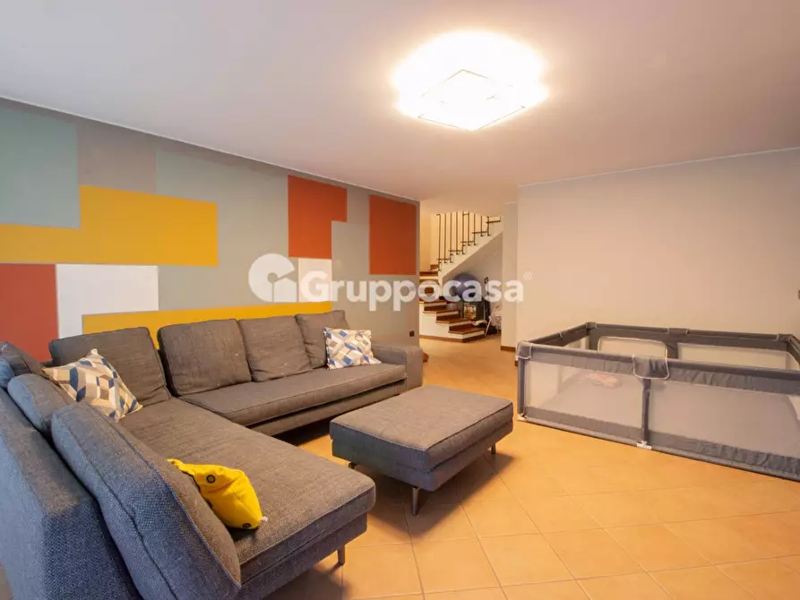 Immagine 6 di Appartamento in vendita  in Via Girotti 39 a Bernate Ticino