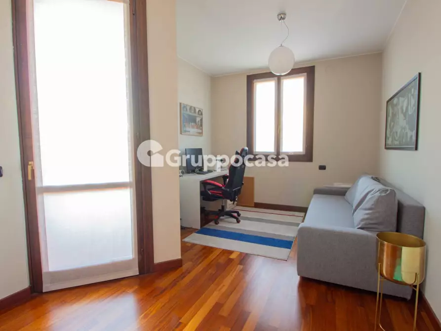 Immagine 14 di Appartamento in vendita  in Via Girotti 39 a Bernate Ticino