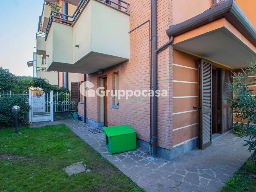 Immagine 26 di Appartamento in vendita  in Via Girotti 39 a Bernate Ticino