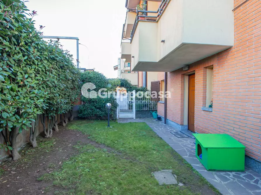 Immagine 27 di Appartamento in vendita  in Via Girotti 39 a Bernate Ticino