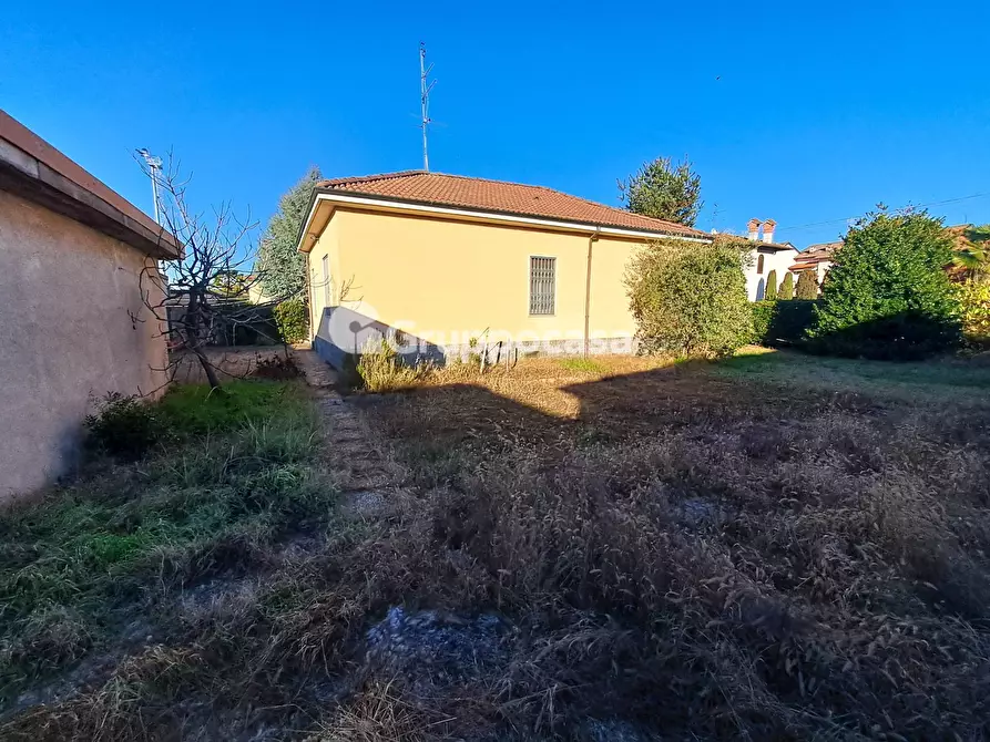 Immagine 22 di Villa in vendita  in Via Villoresi 14 a Bernate Ticino