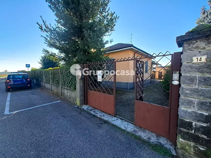 Immagine 27 di Villa in vendita  in Via Villoresi 14 a Bernate Ticino