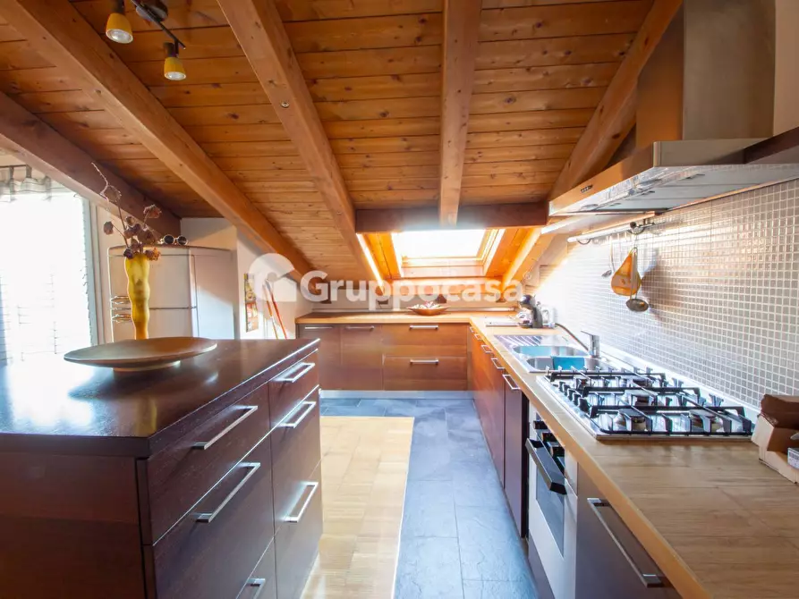 Immagine 10 di Appartamento in vendita  in Via Pio X 5 a Corbetta